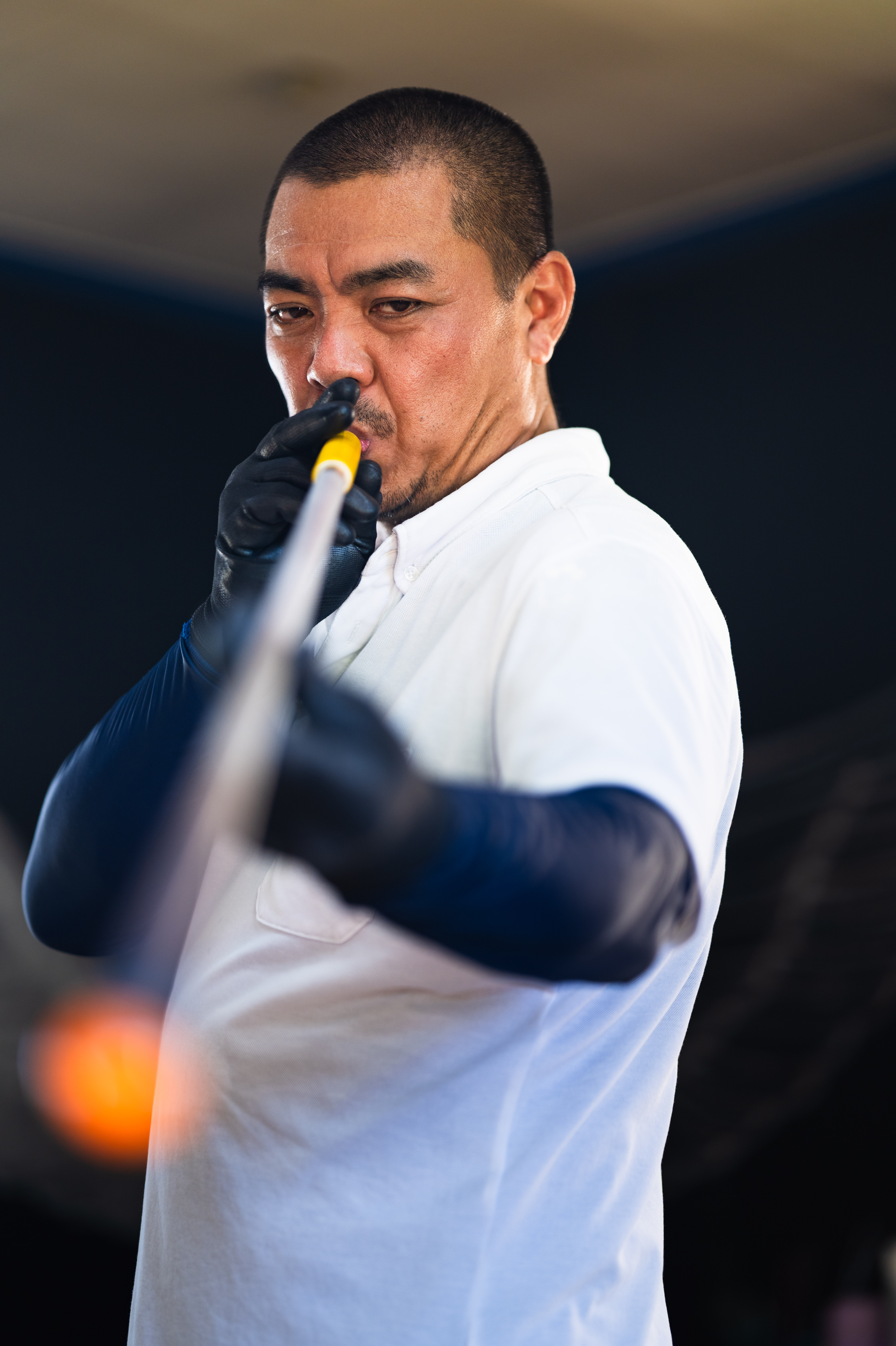 吹きガラスの職人